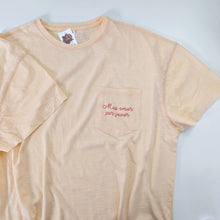 Load image into Gallery viewer, Mas Amor Porfavor Pump T-shirt