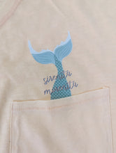 Load image into Gallery viewer, Sirenita Morenita Pump T-shirt