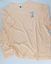 Load image into Gallery viewer, Sirenita Morenita Pump T-shirt